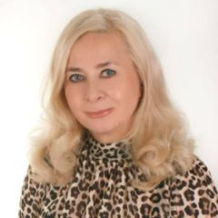 Бирюкова Елена